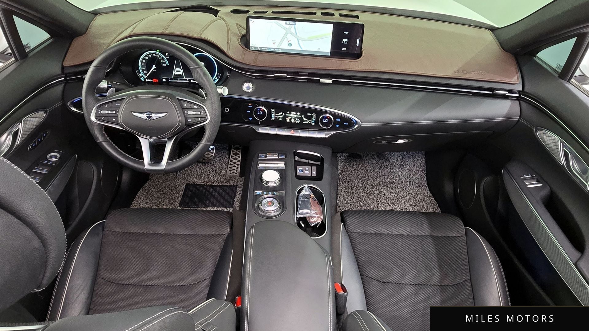 Genesis GV70 2023 — миниатюра 10