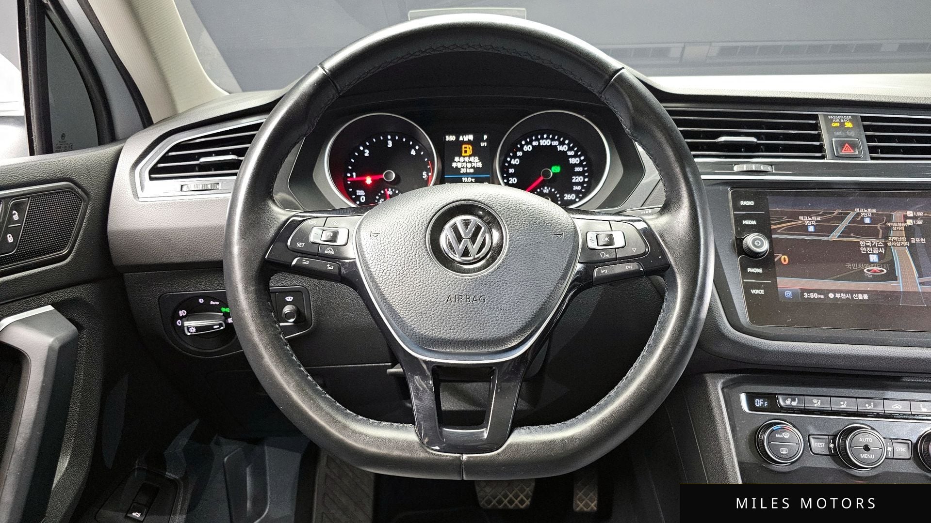 Volkswagen Tiguan 2018 — миниатюра 12