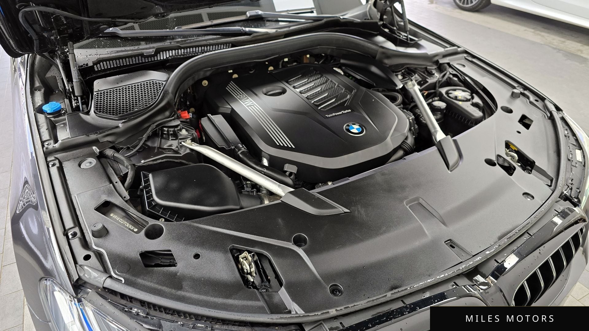 BMW 6 Series GT (G32) 2023 — миниатюра 6