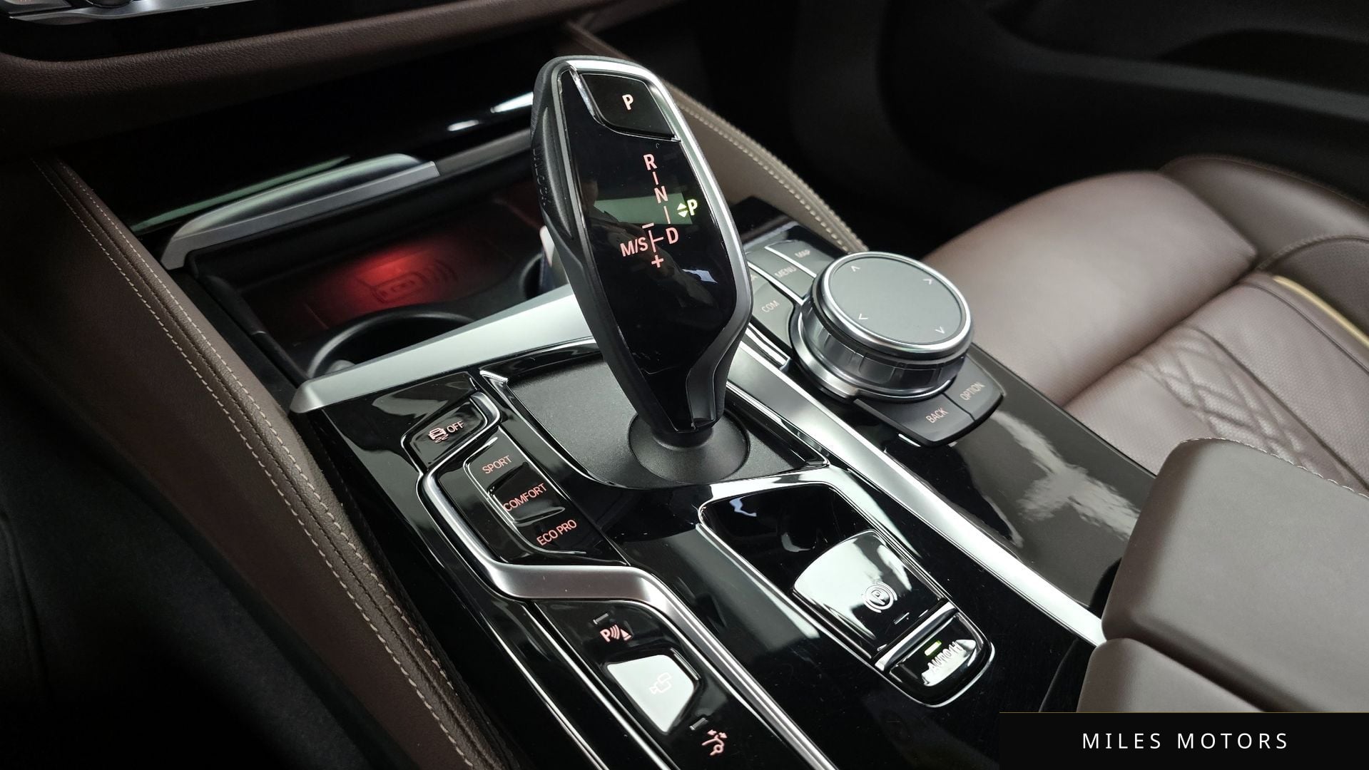 BMW 6 Series GT (G32) 2023 — миниатюра 12