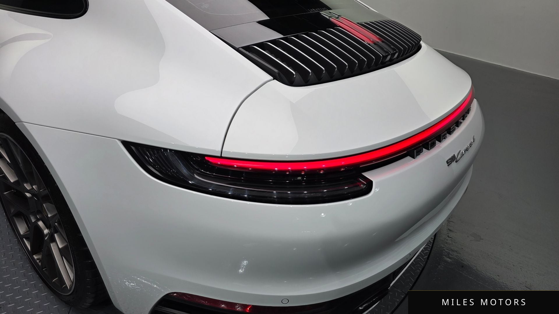 Porsche 911 (992) 2020 — миниатюра 9