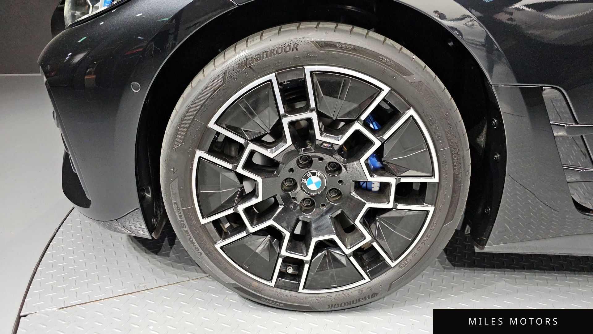 BMW i4 2025 — миниатюра 5