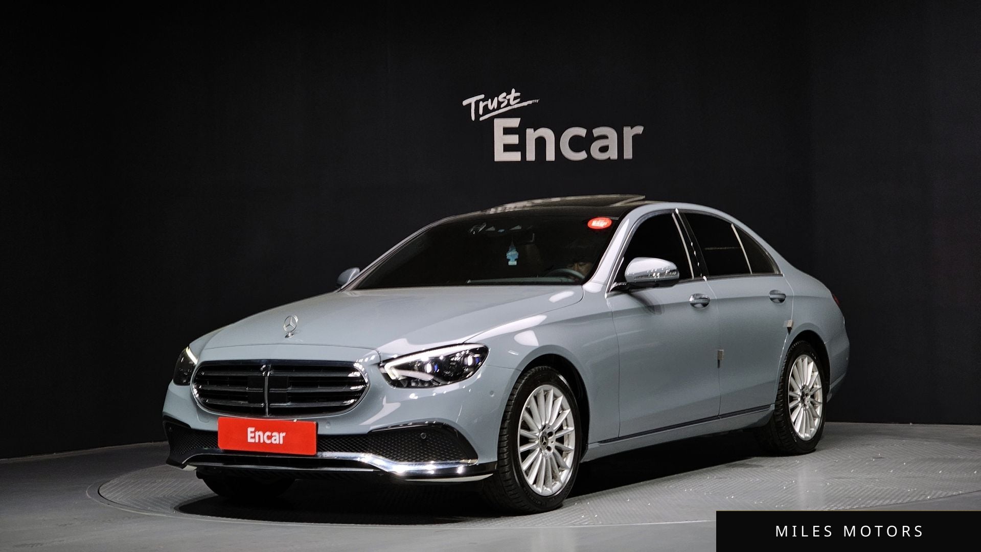Mercedes-Benz E-Class W213 2022 — фото 1 из 12
