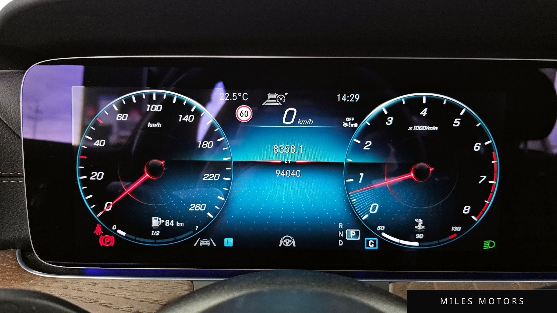 Mercedes-Benz E-Class W213 2022 — миниатюра 11