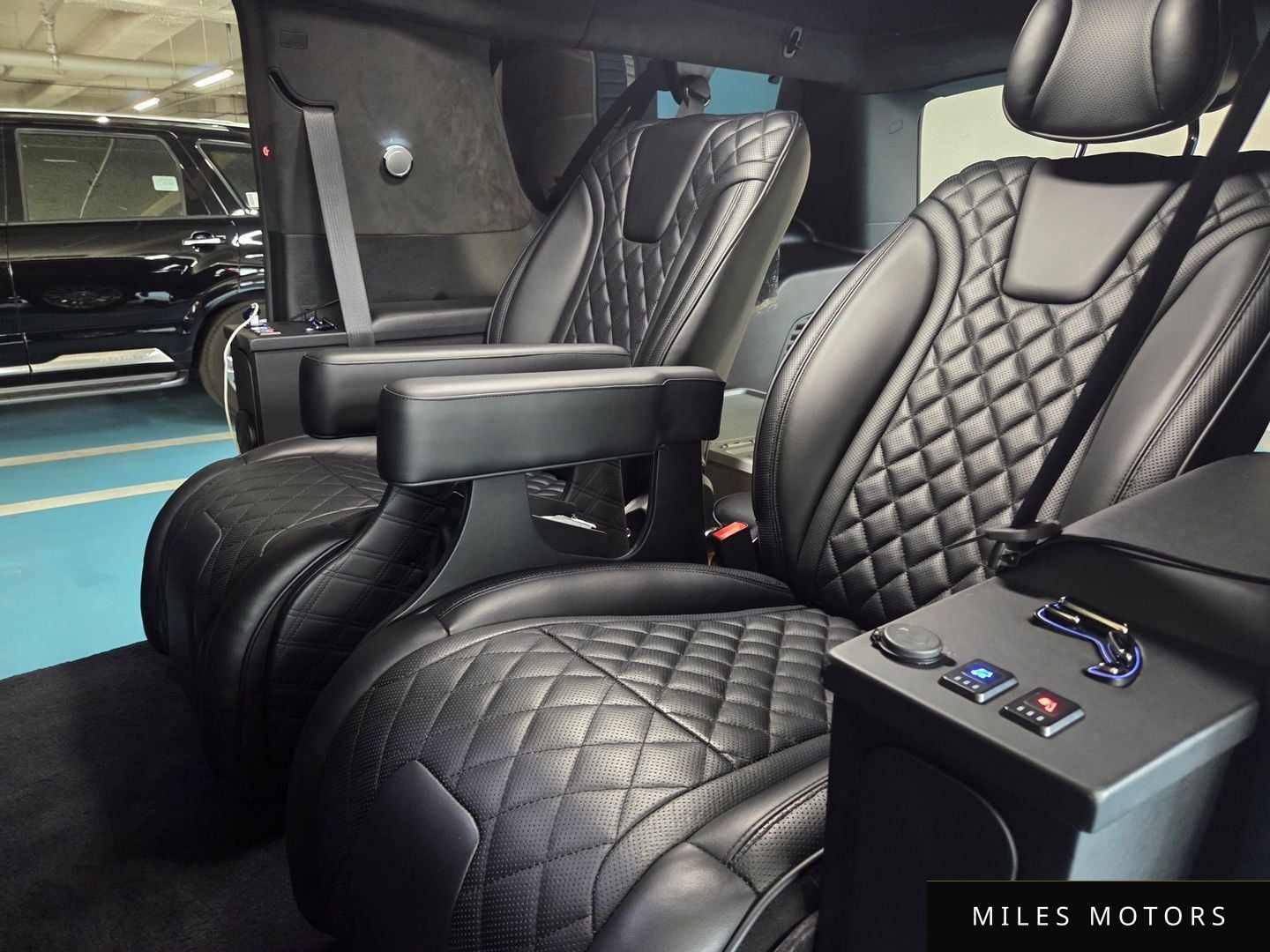 Cadillac Escalade 2020 — миниатюра 10