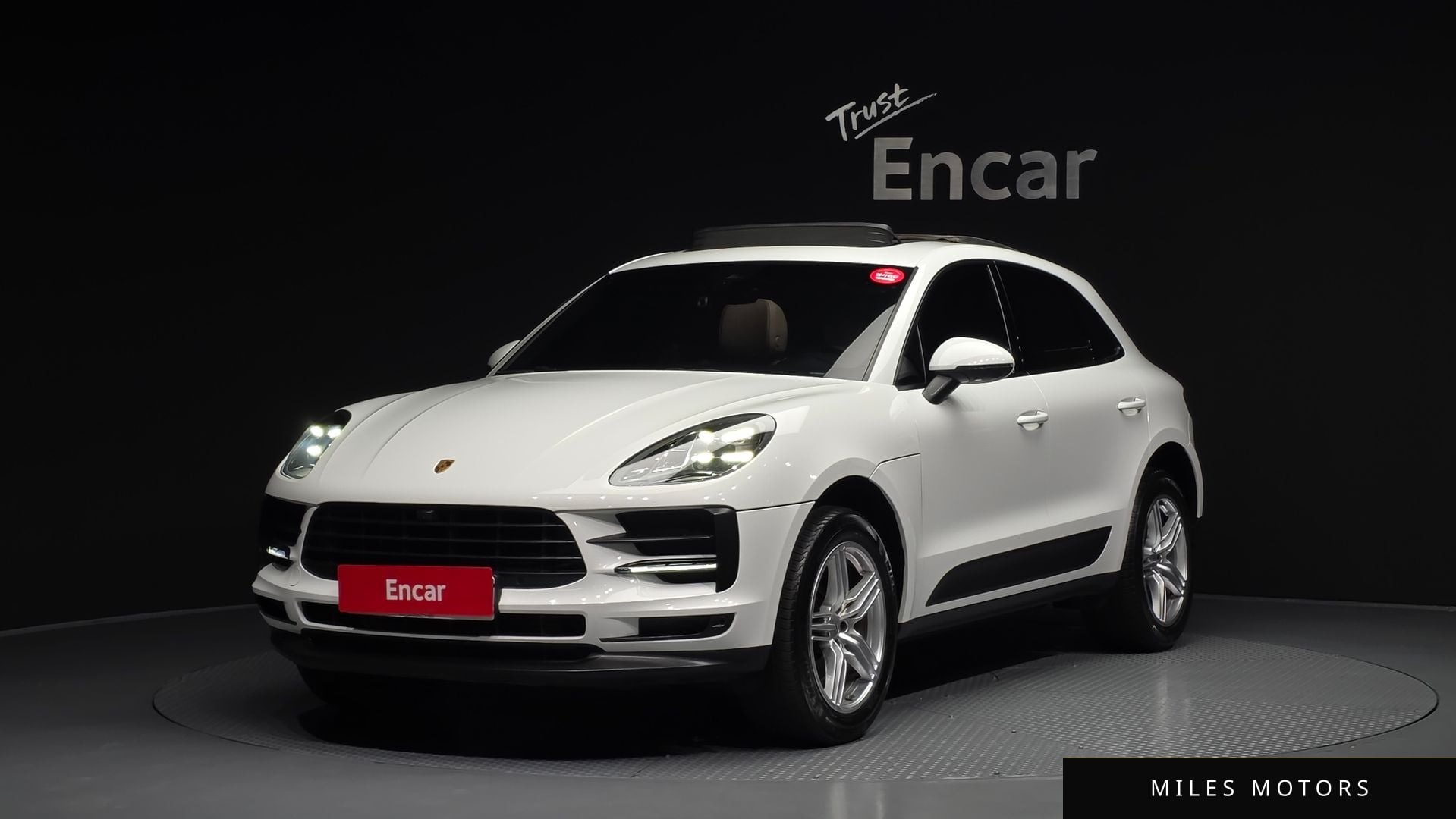 Porsche Macan 2021 — фото 1 из 12