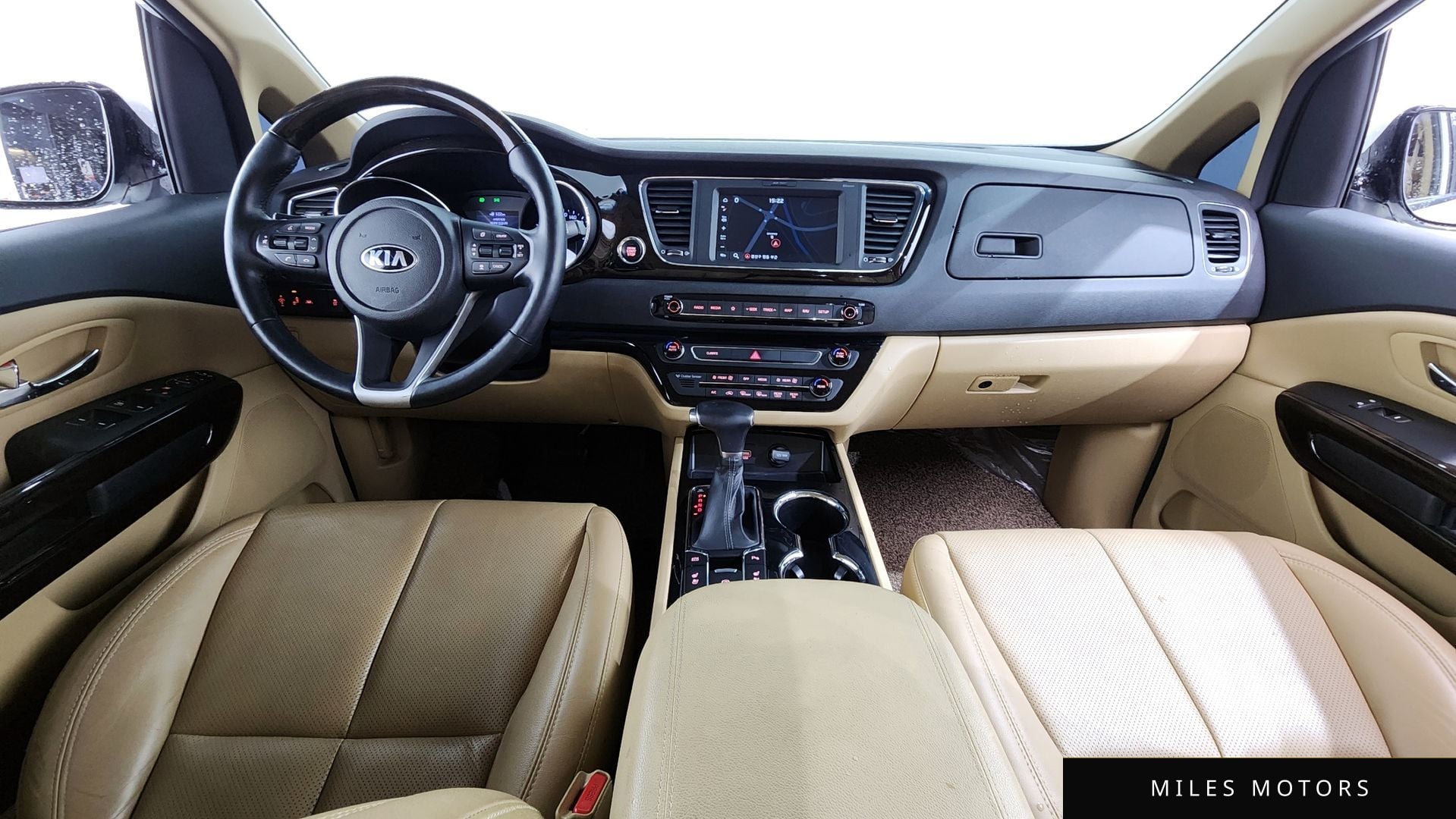 Kia Canival 2019 — миниатюра 10