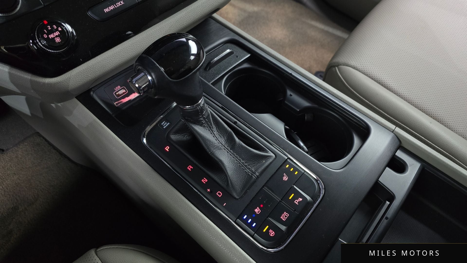 Kia Canival 2016 — миниатюра 12