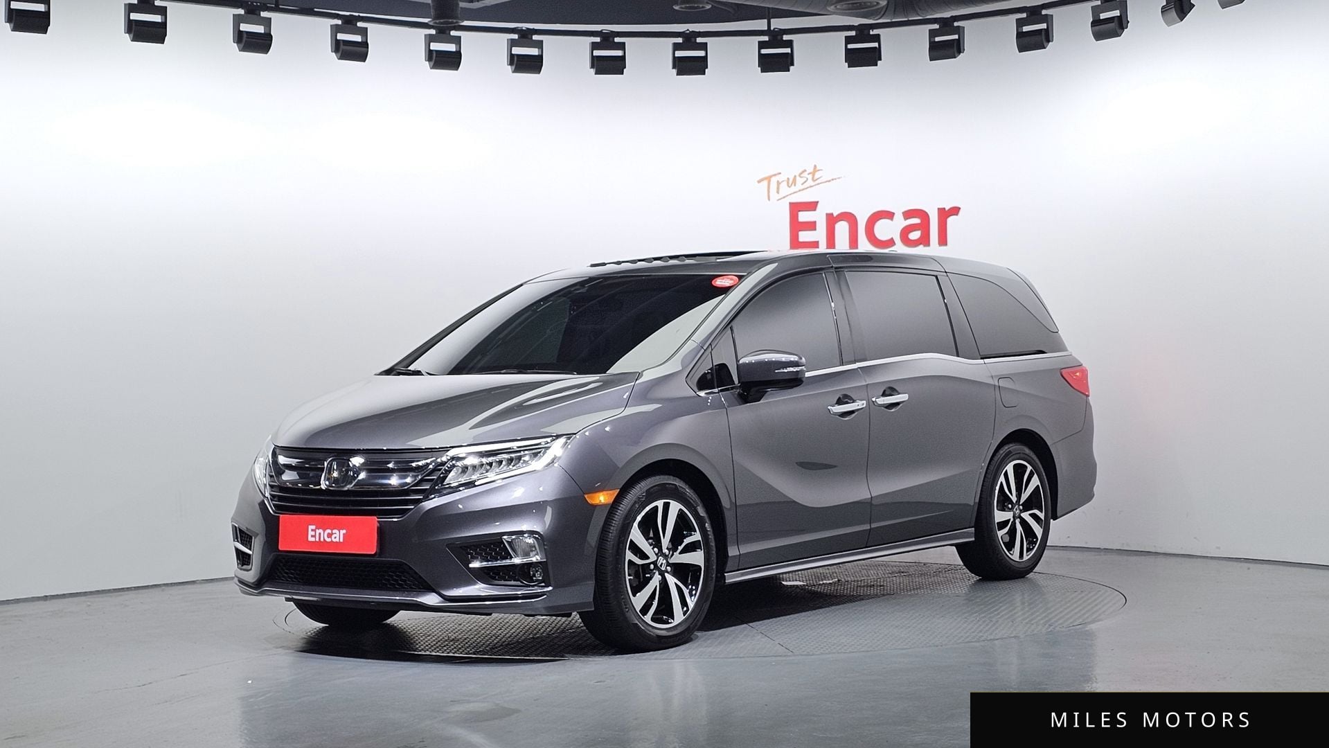 Honda Odyssey 2018 — миниатюра 3