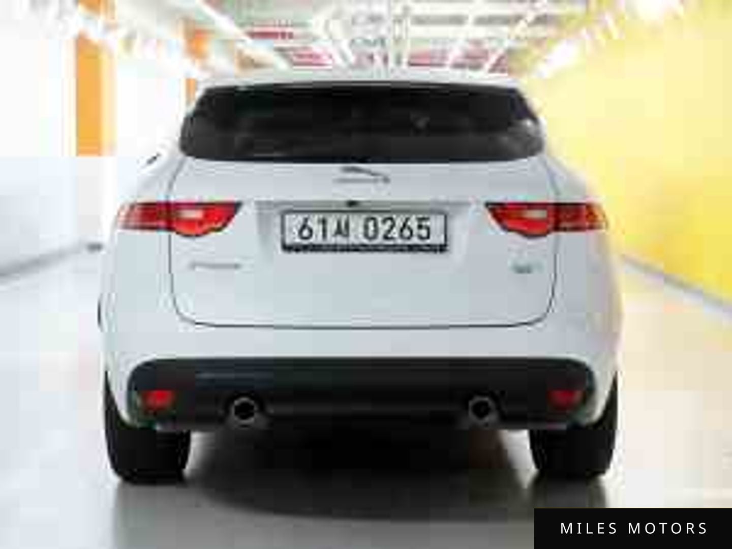 Jaguar F-PACE 2017 — миниатюра 4