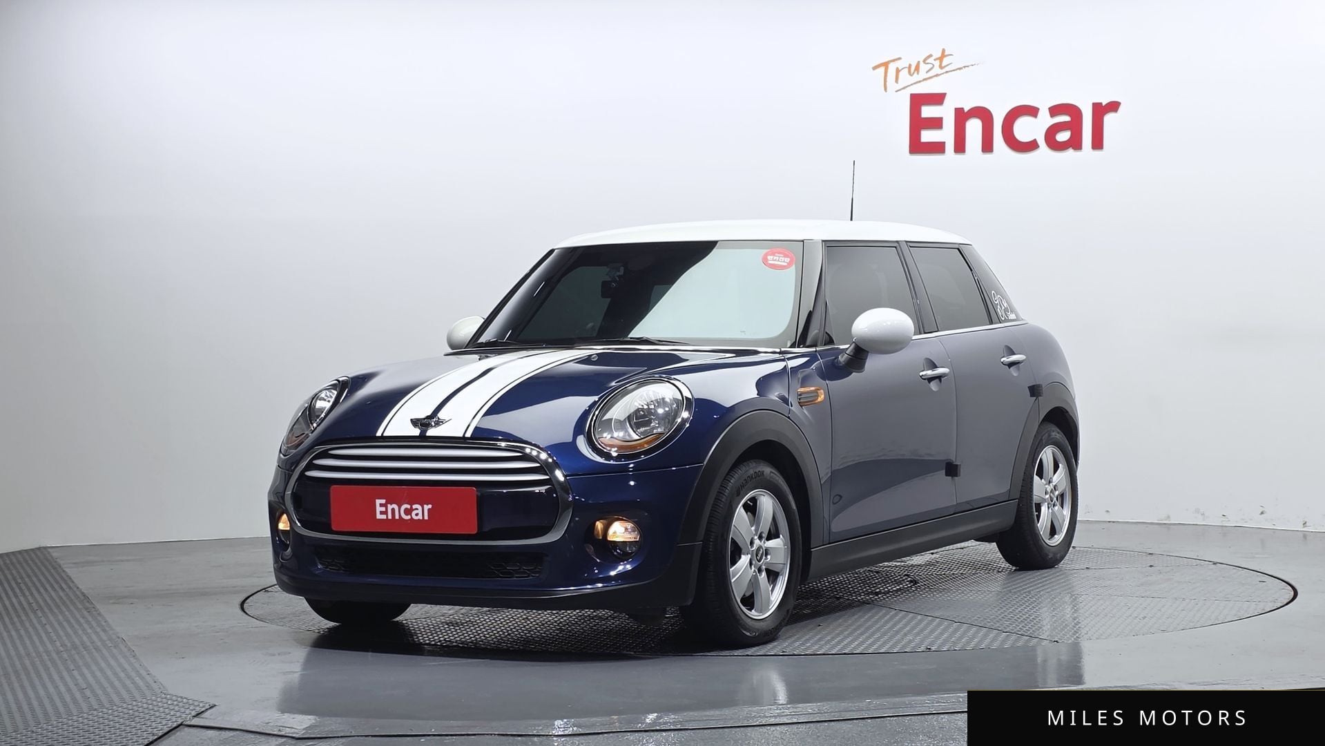 MINI Cooper 2015 — фото 1 из 12