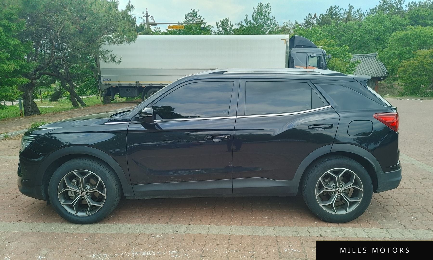 KG Mobility Beautiful Korando 2019 — миниатюра 8