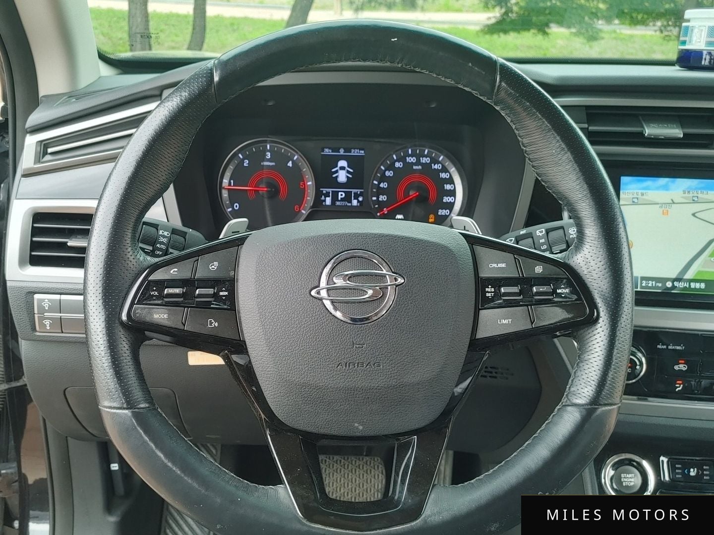 KG Mobility Beautiful Korando 2019 — миниатюра 11