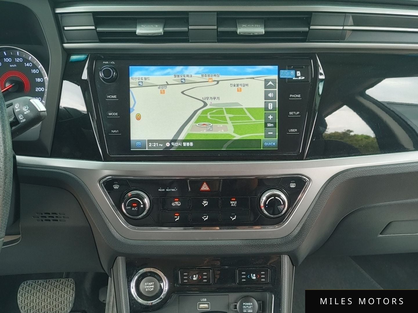 KG Mobility Beautiful Korando 2019 — миниатюра 12