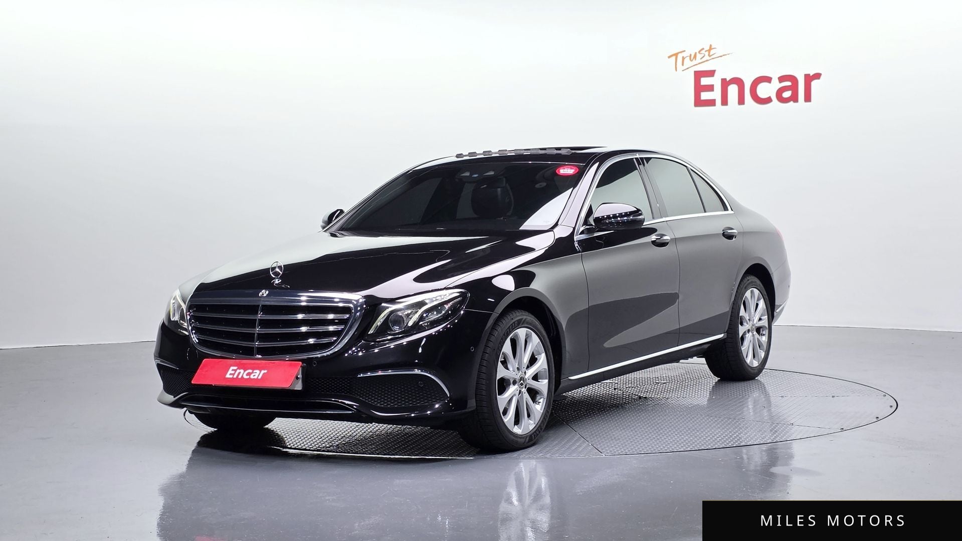 Mercedes-Benz E-Class W213 2018 — фото 1 из 12