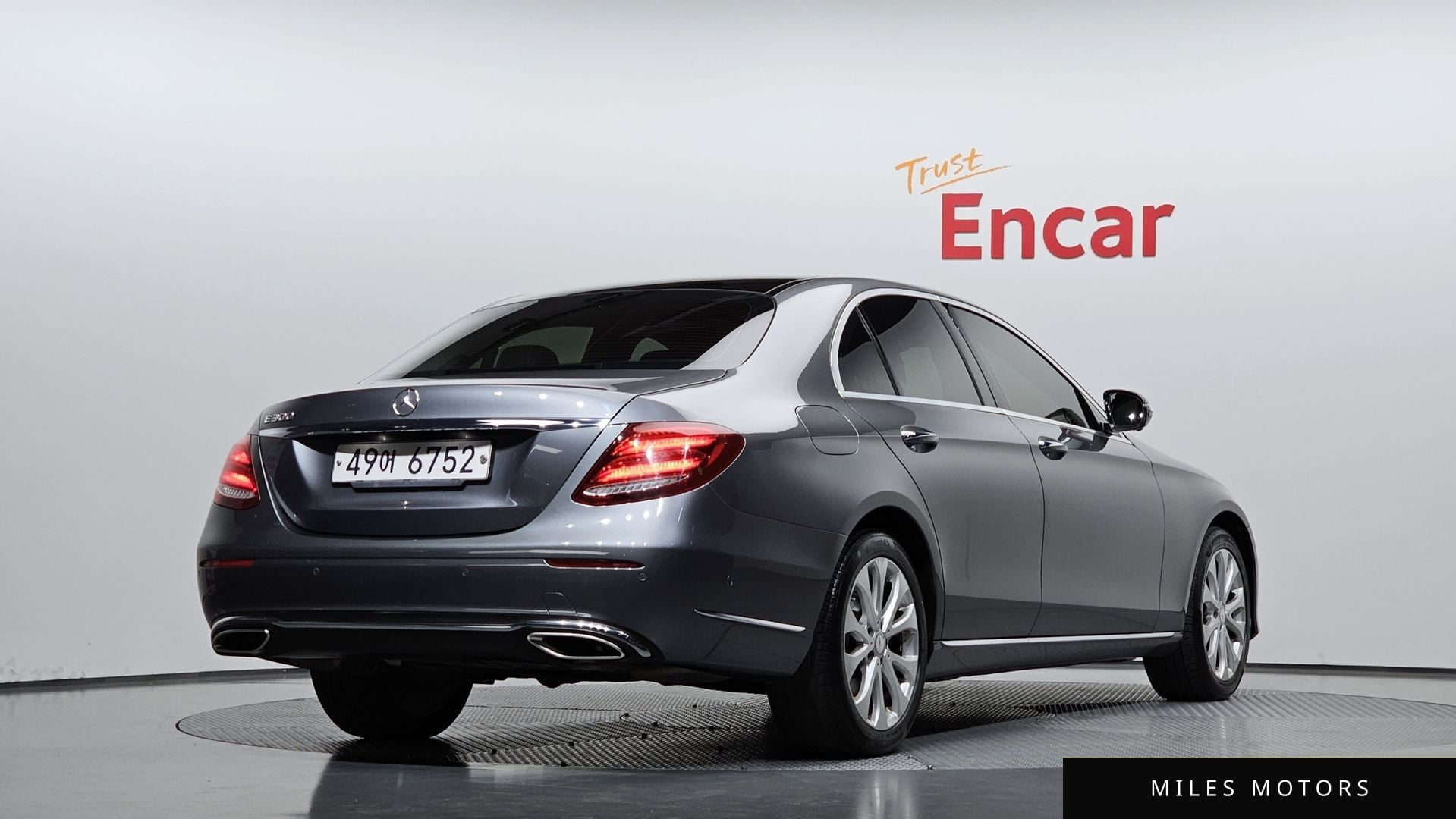 Mercedes-Benz E-Class W213 2017 — миниатюра 2