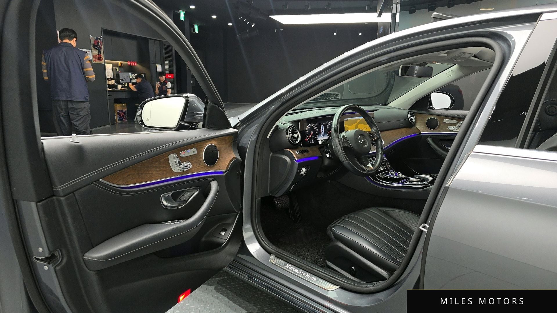 Mercedes-Benz E-Class W213 2017 — миниатюра 10