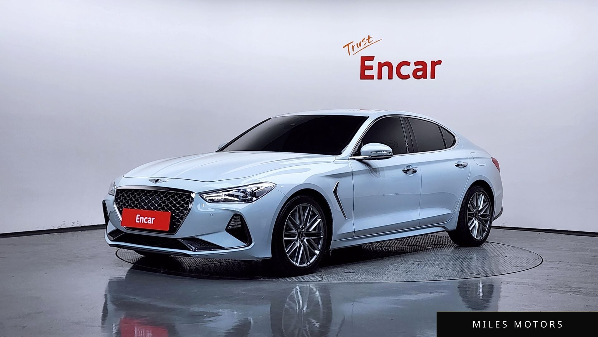 Genesis G70 2020 — фото 1 из 12