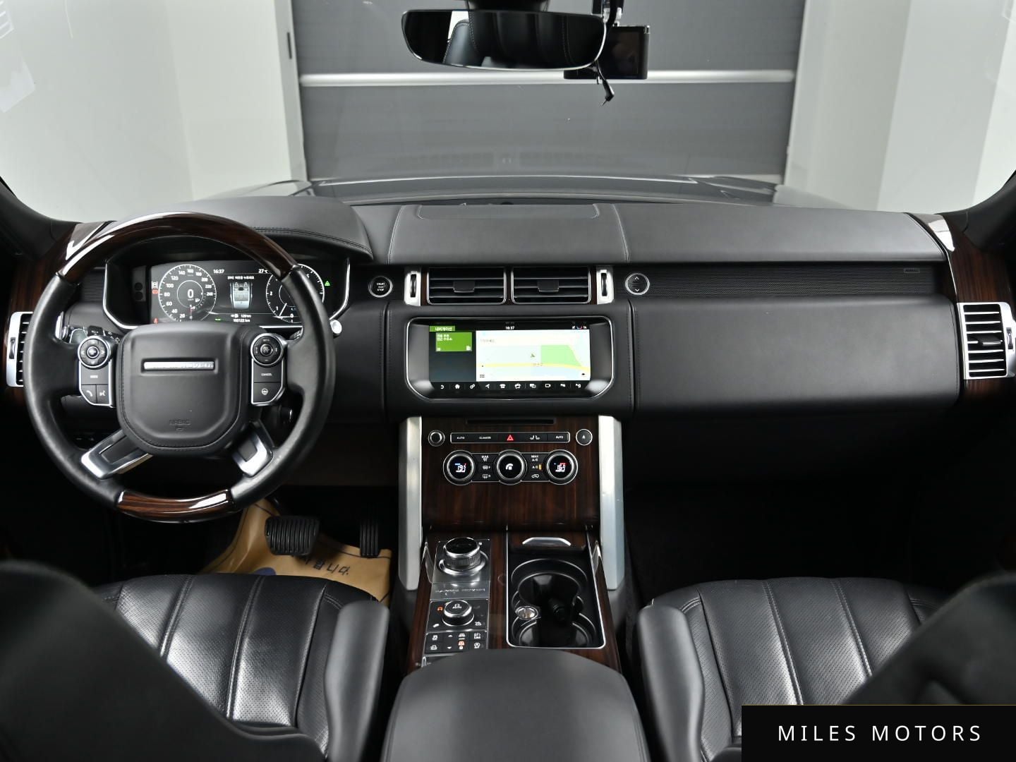 Land Rover Range Rover 2017 — миниатюра 11