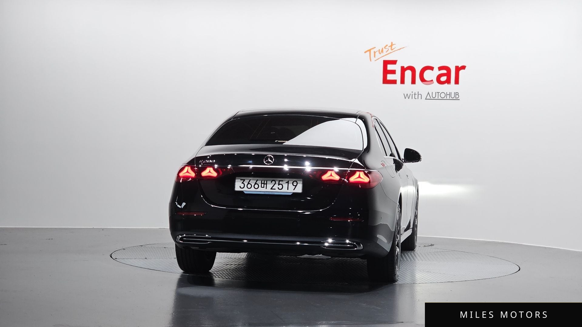 Mercedes-Benz E-Class W214 2026 — миниатюра 4