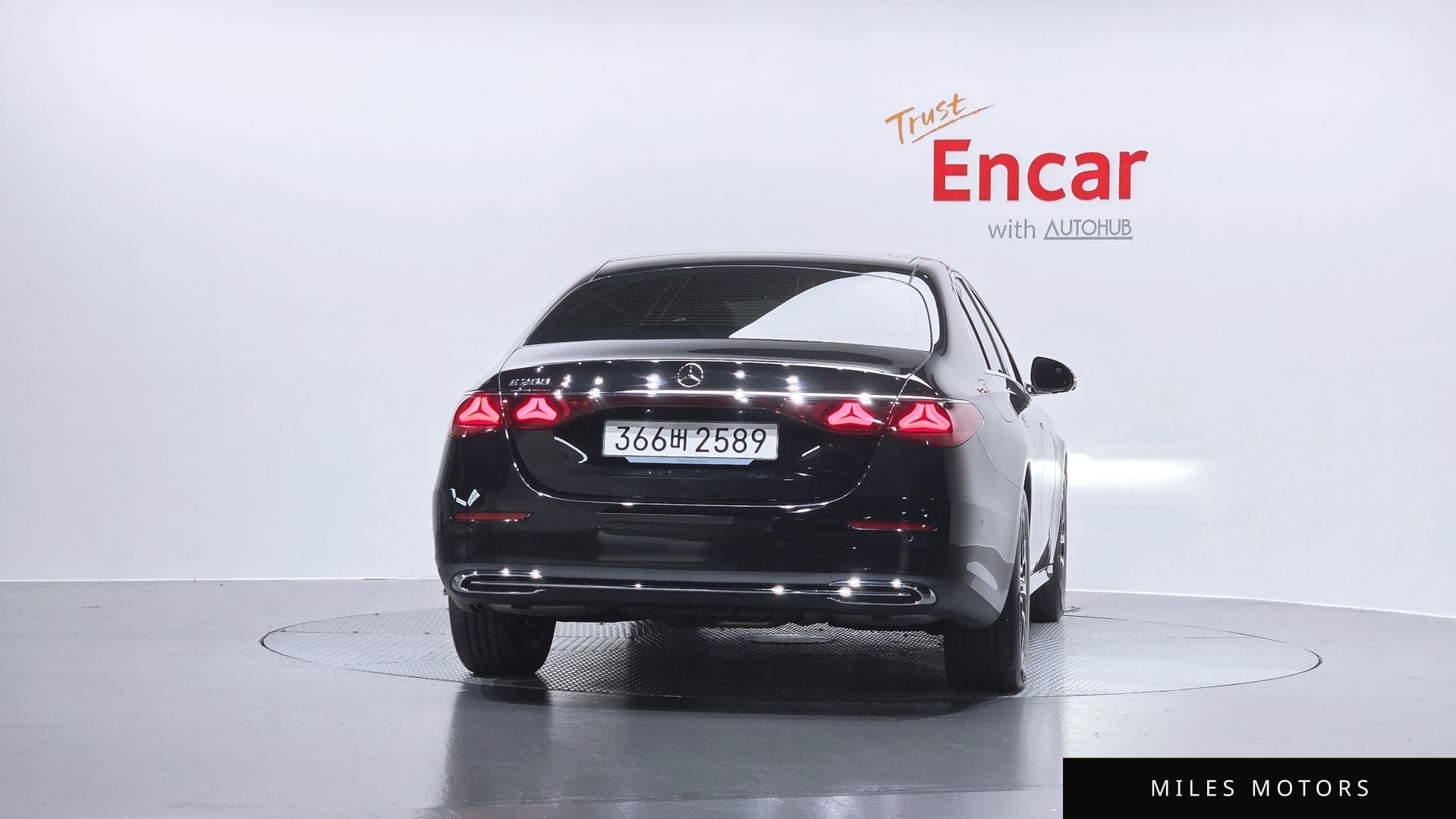 Mercedes-Benz E-Class W214 2026 — миниатюра 4