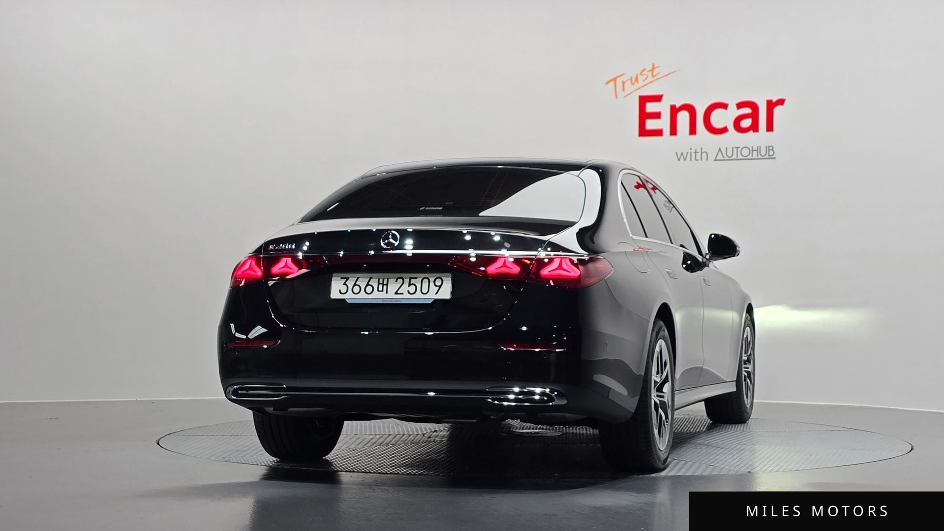 Mercedes-Benz E-Class W214 2026 — миниатюра 4
