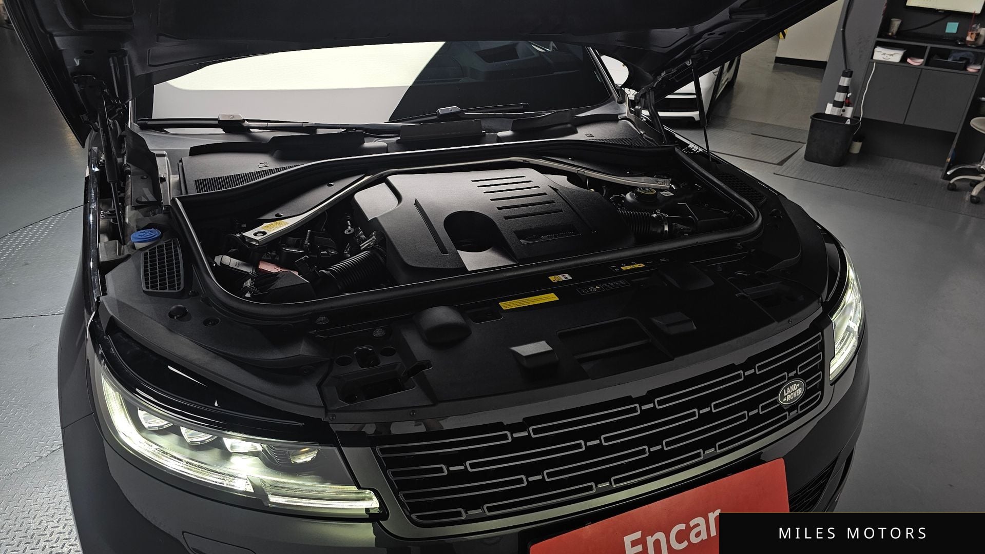 Land Rover Range Rover Sport 2023 — миниатюра 5