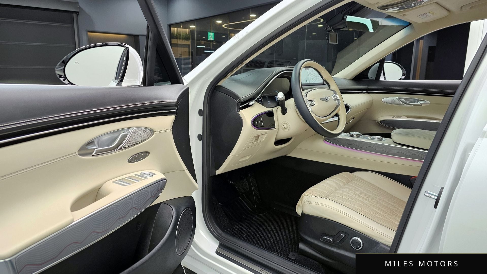Genesis GV70 2023 — миниатюра 10