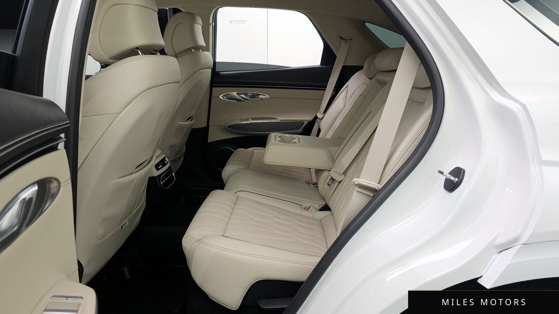 Genesis GV70 2023 — миниатюра 12