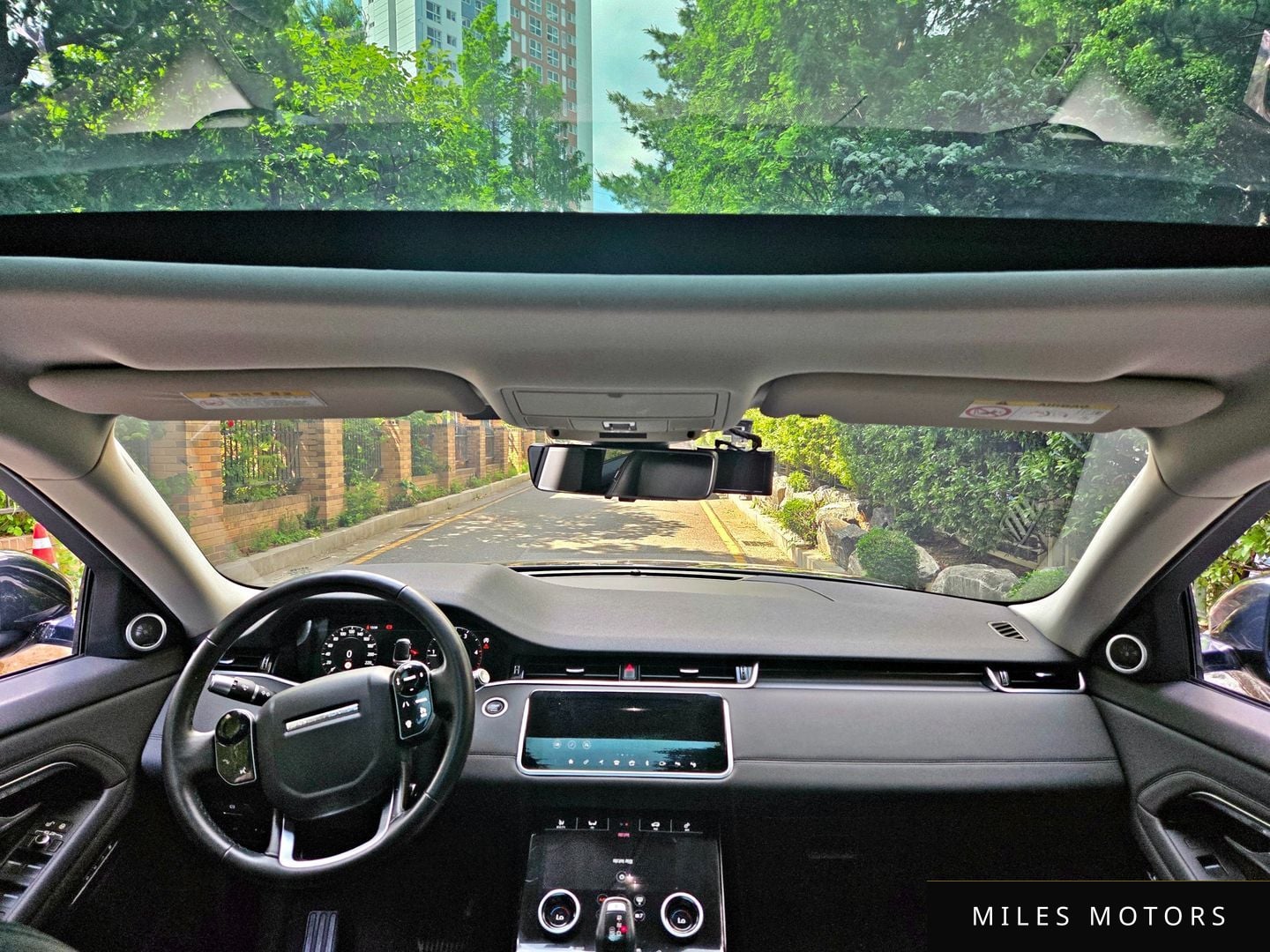 Land Rover Range Rover Evoque 2020 — миниатюра 10