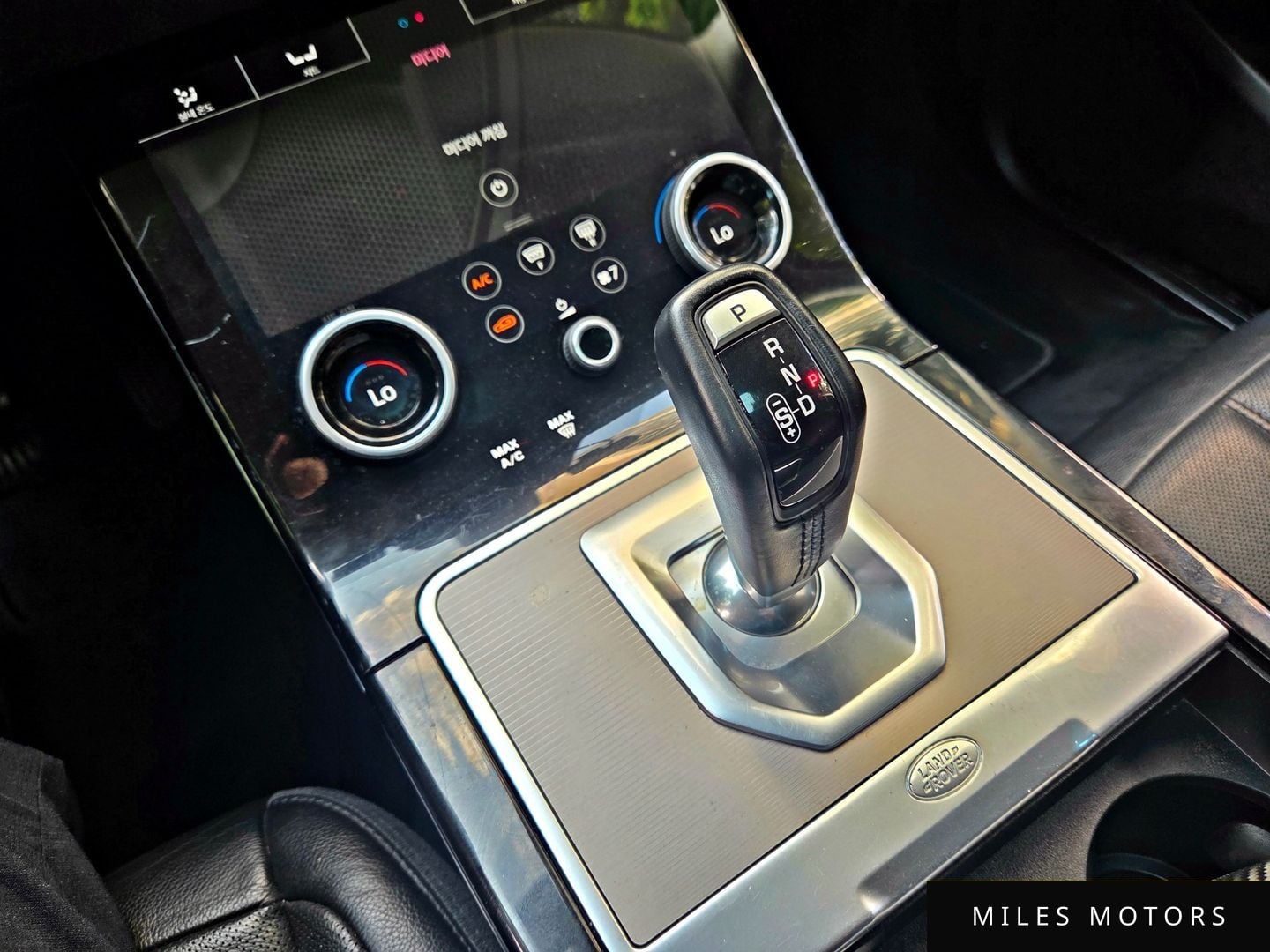Land Rover Range Rover Evoque 2020 — миниатюра 12