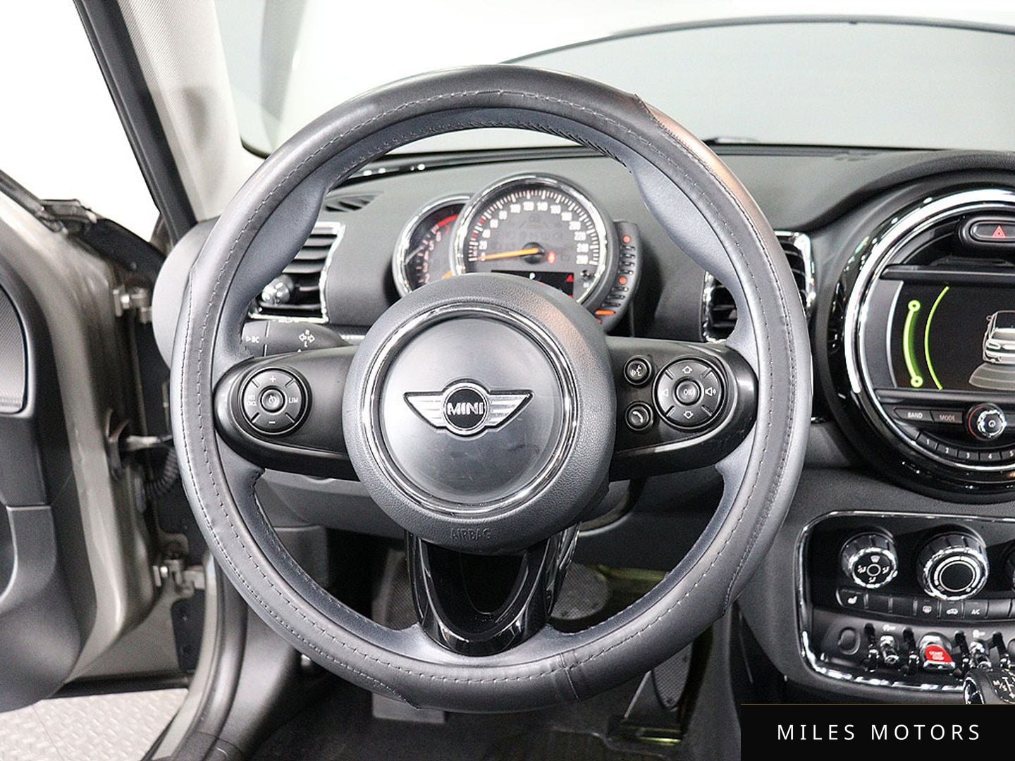 MINI Clubman 2017 — миниатюра 7