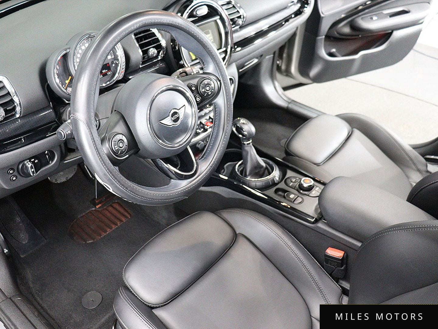 MINI Clubman 2017 — миниатюра 11
