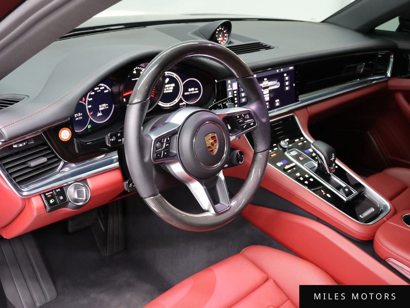 Porsche Panamera 2020 — миниатюра 12
