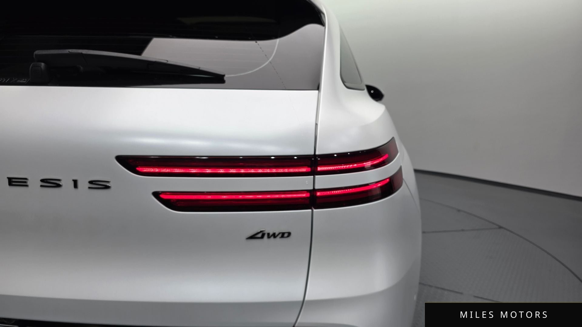 Genesis GV70 2024 — миниатюра 8