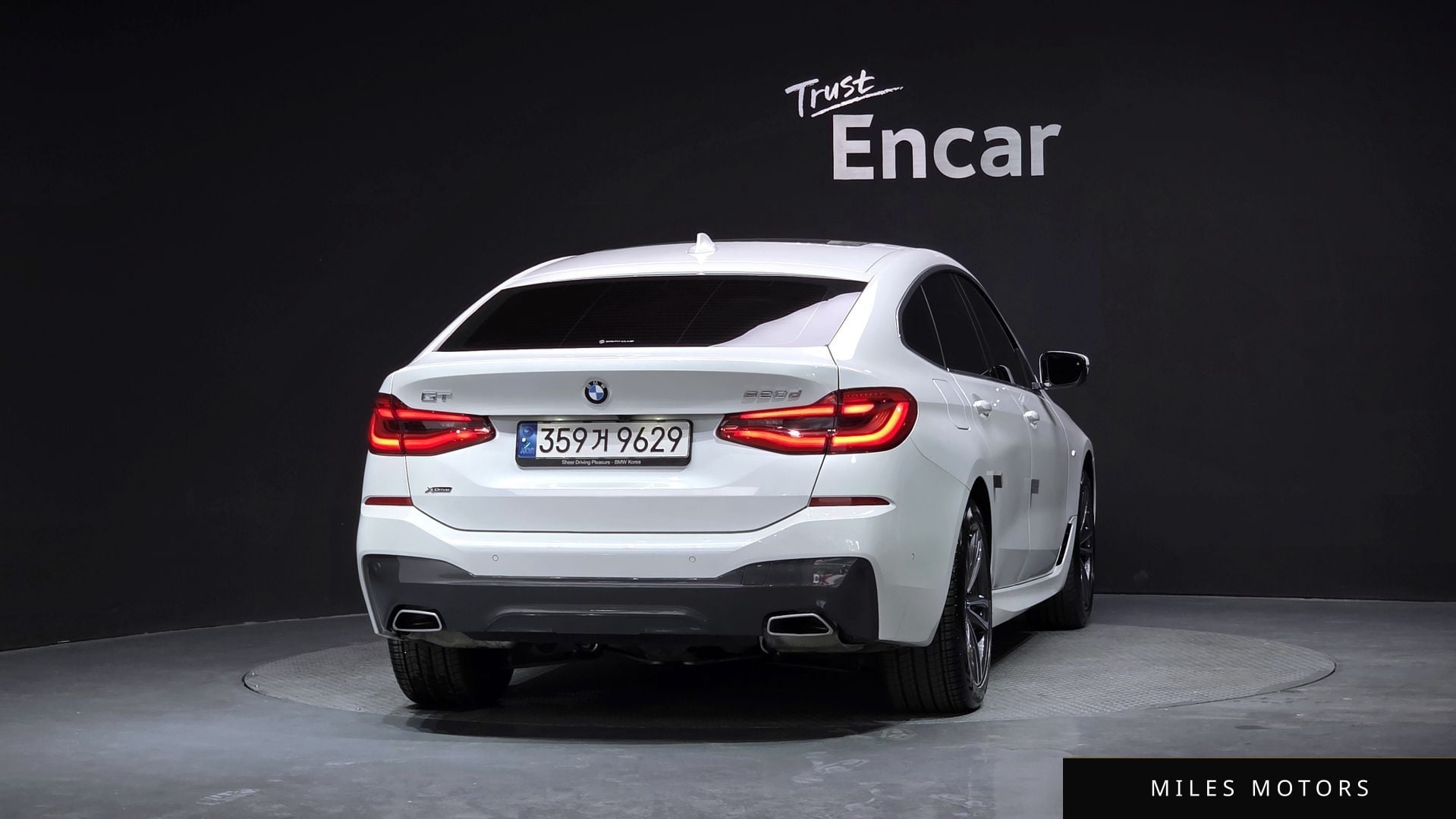 BMW 6 Series GT (G32) 2022 — миниатюра 4