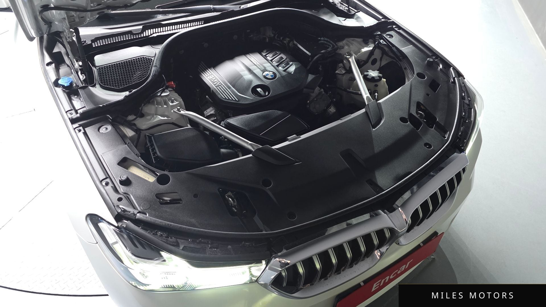 BMW 6 Series GT (G32) 2022 — миниатюра 6
