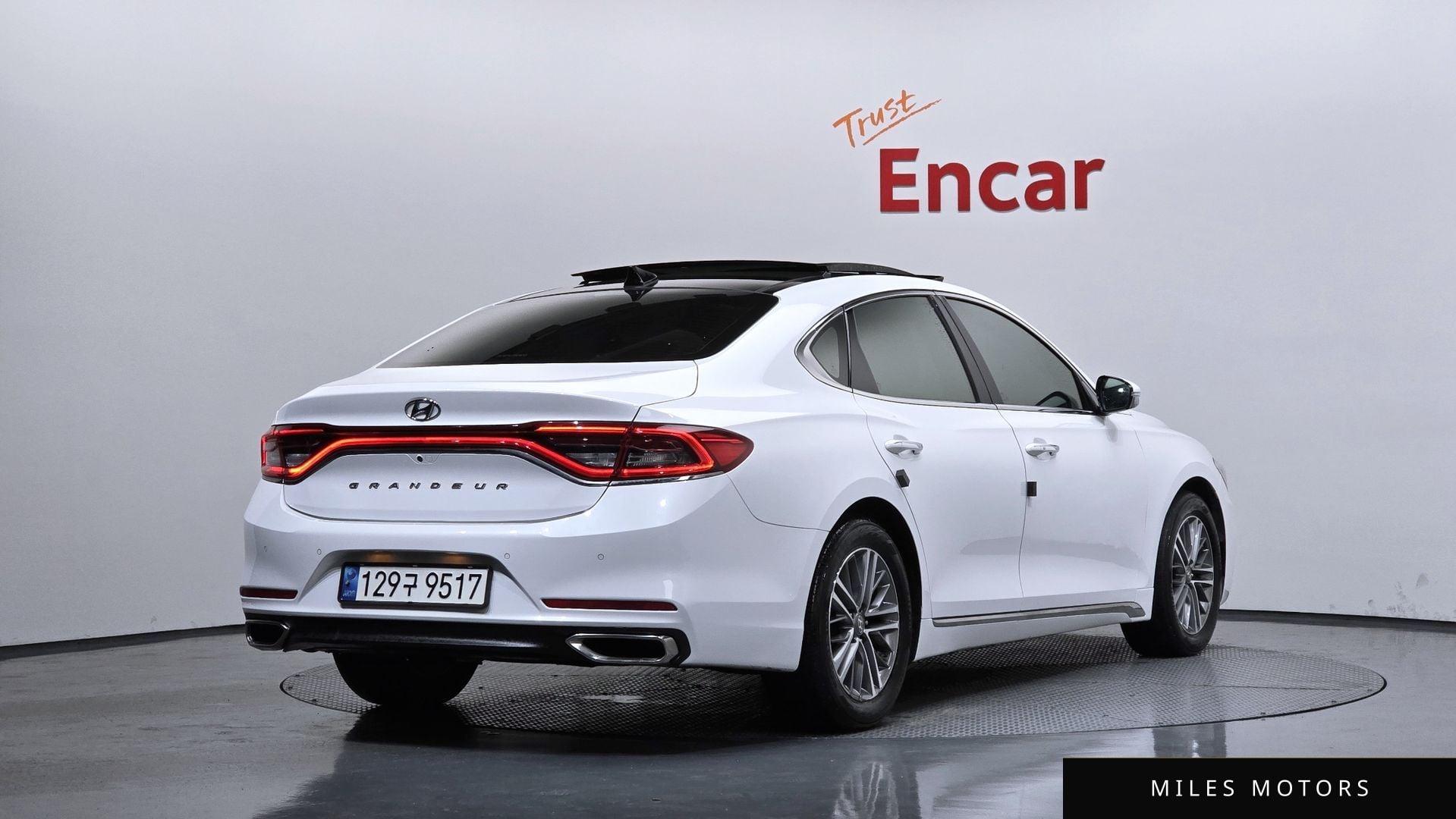 Hyundai Grandeur 2017 — миниатюра 2