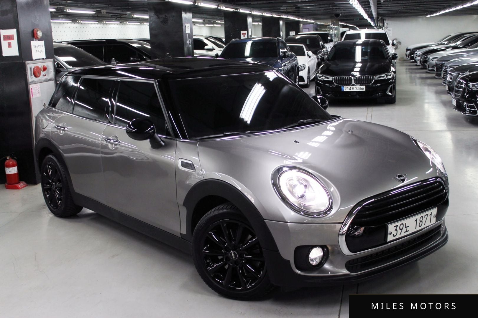 MINI Clubman 2019 — фото 1 из 12