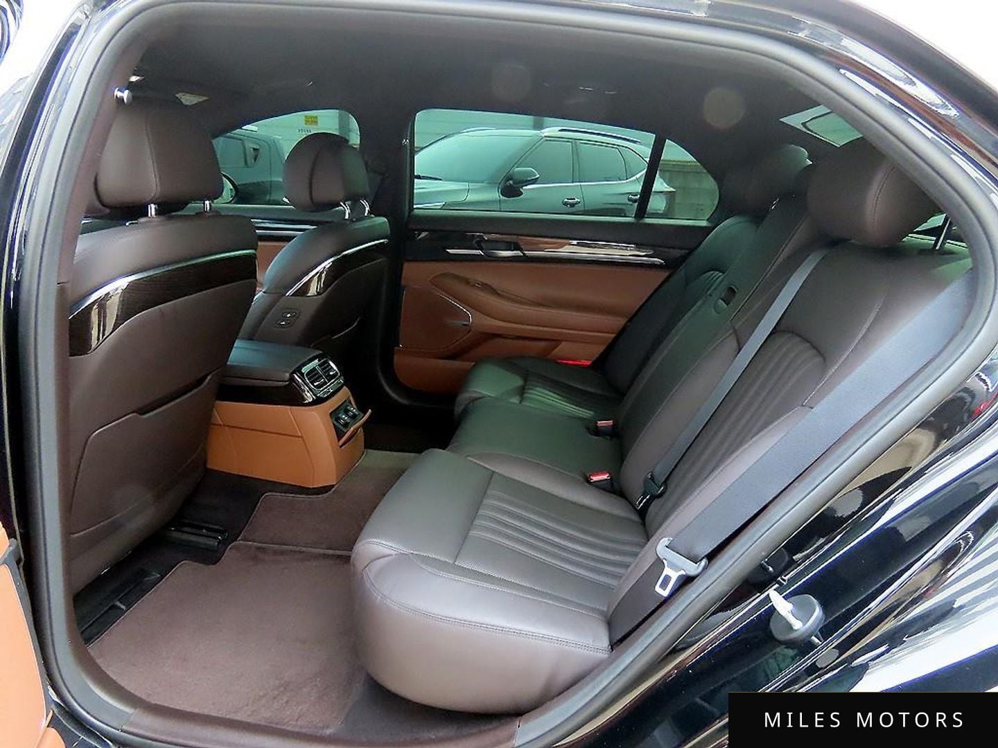 Genesis G90 2021 — миниатюра 6