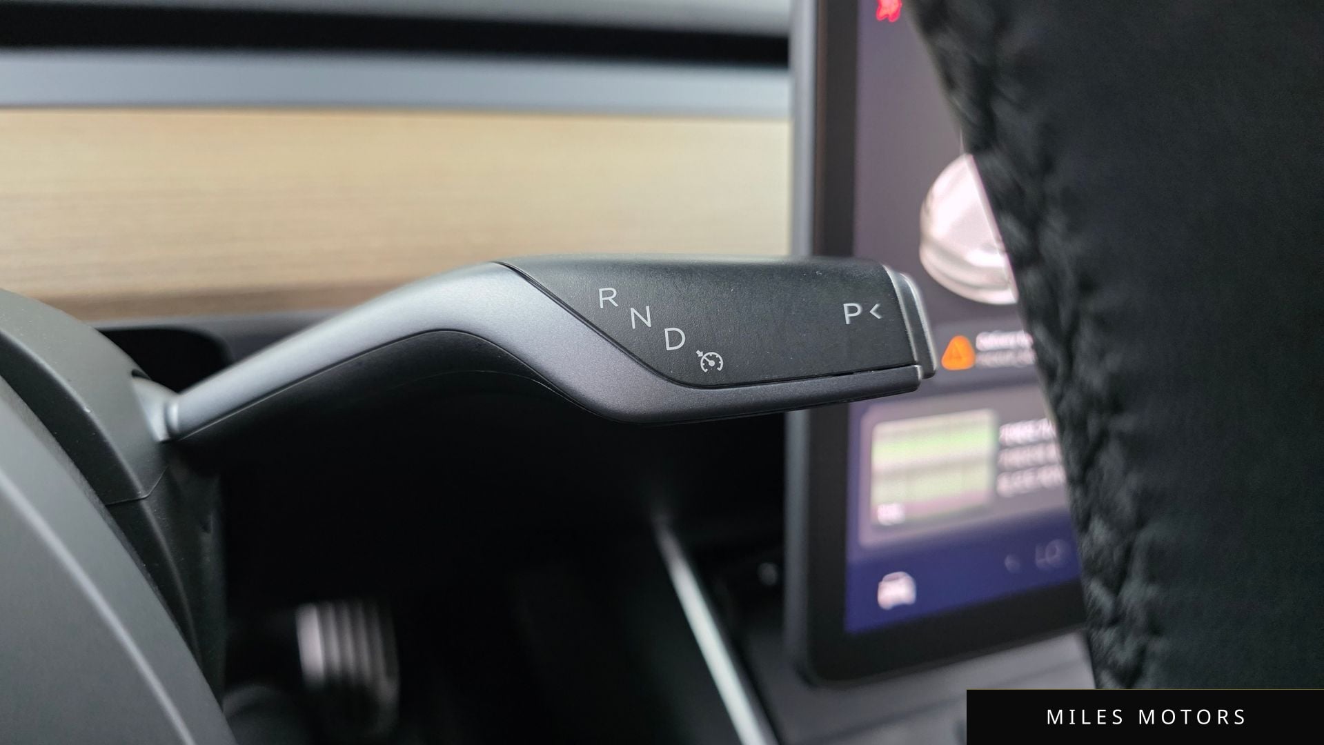 Tesla Model 3 2020 — миниатюра 9