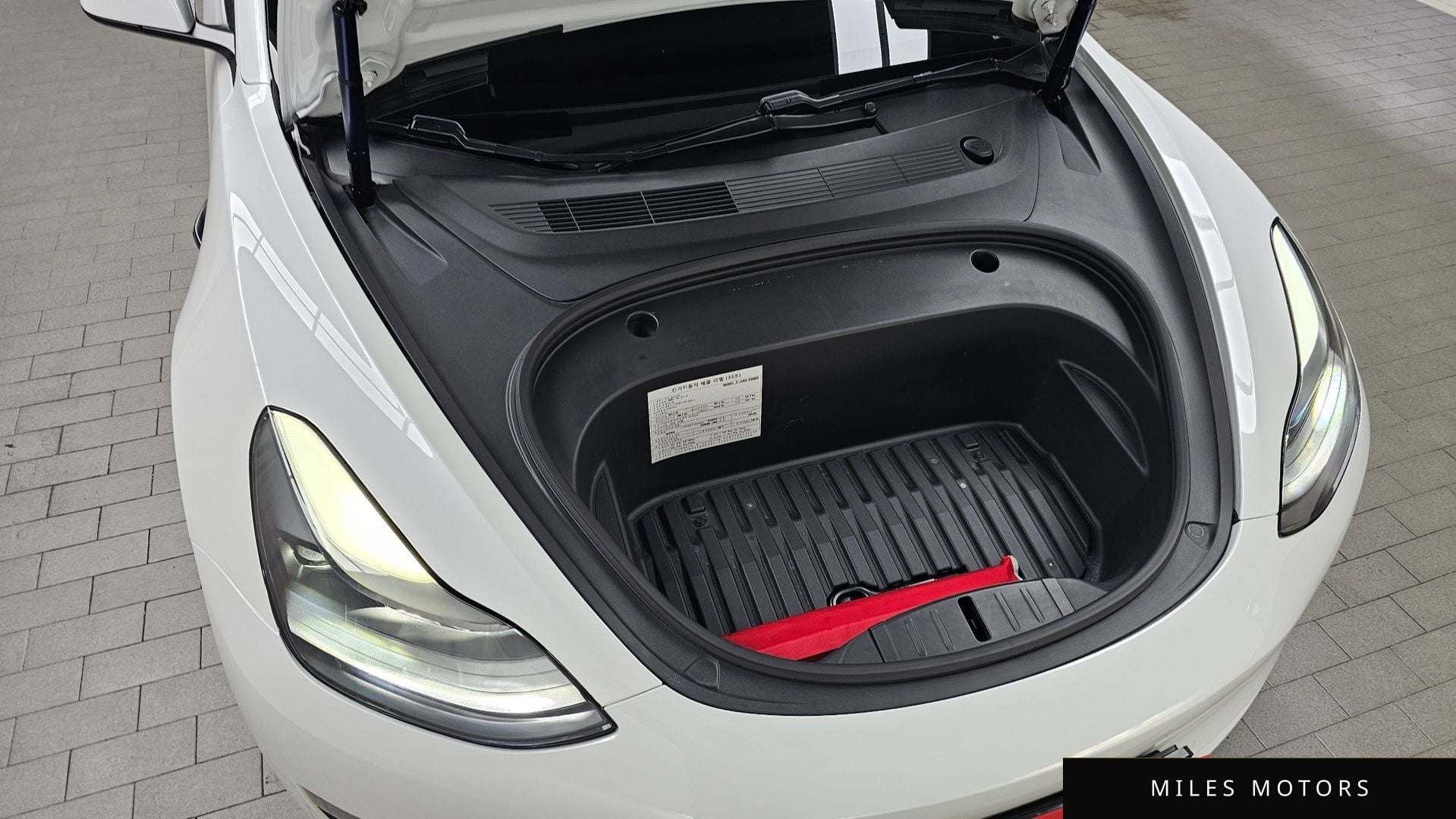 Tesla Model 3 2021 — миниатюра 6
