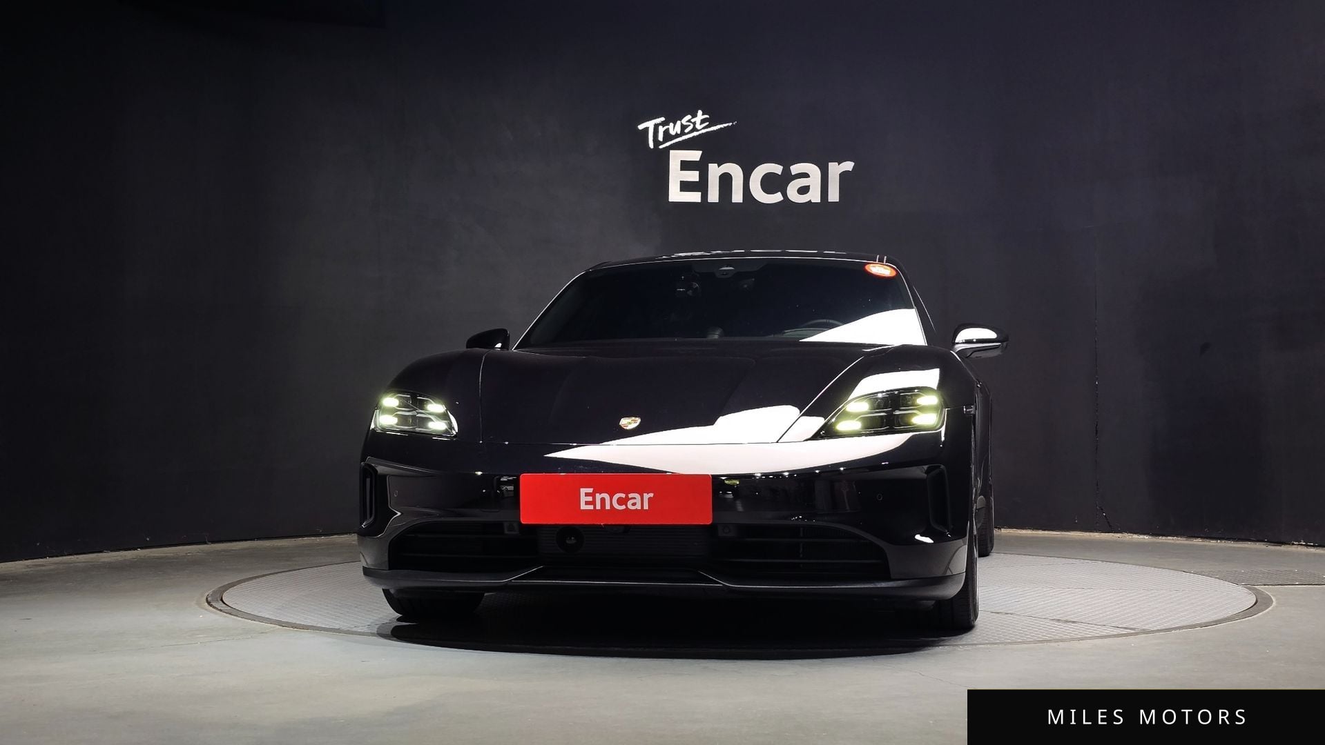 Porsche Taycan 2025 — миниатюра 3