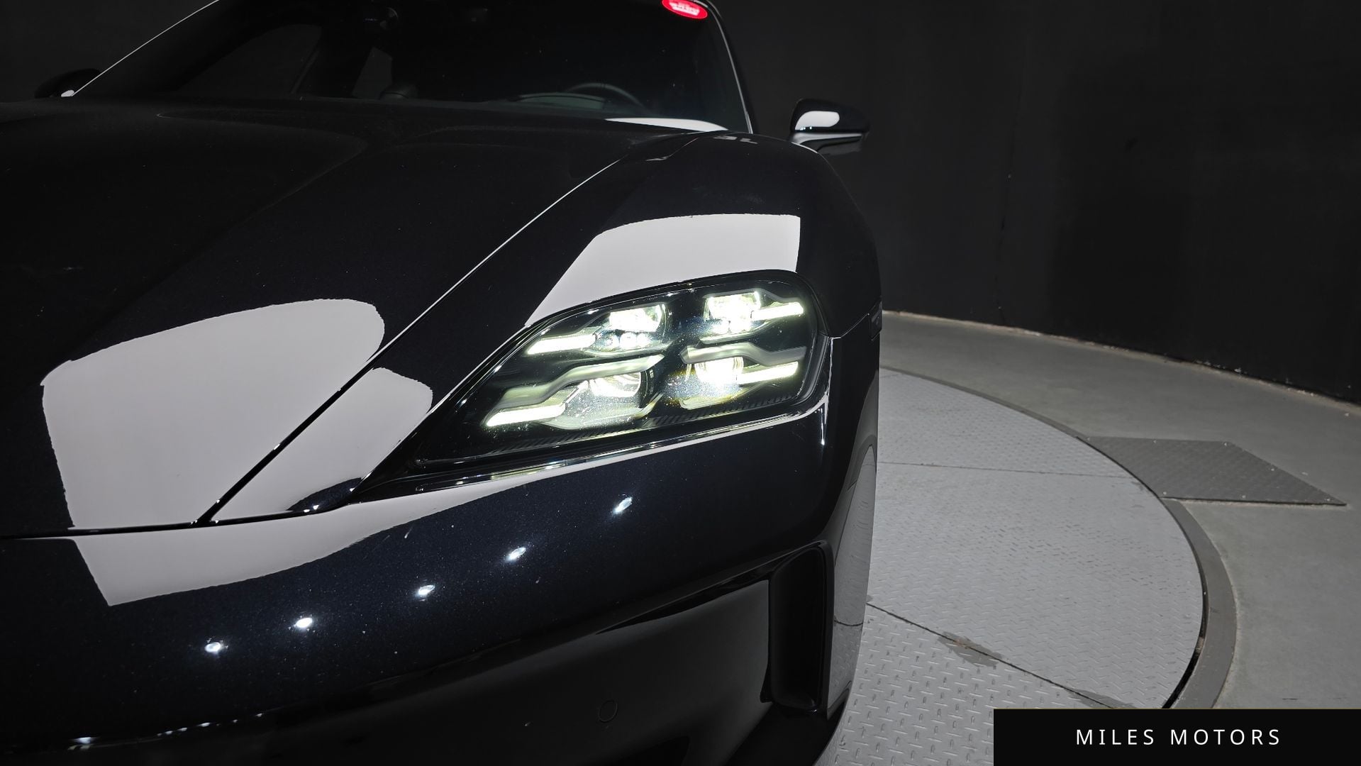 Porsche Taycan 2025 — миниатюра 8