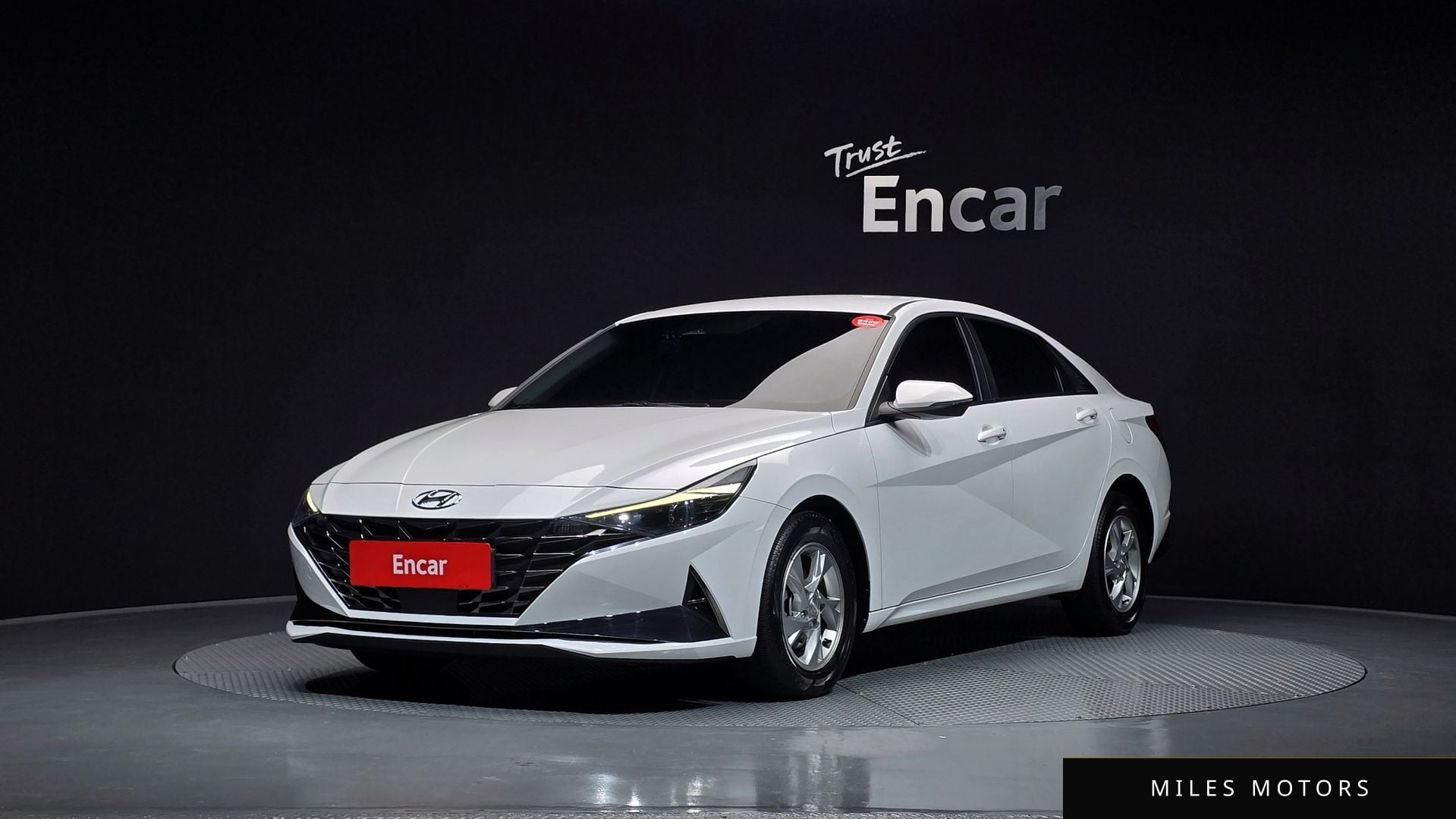 Hyundai AVANTE 2021 — фото 1 из 12