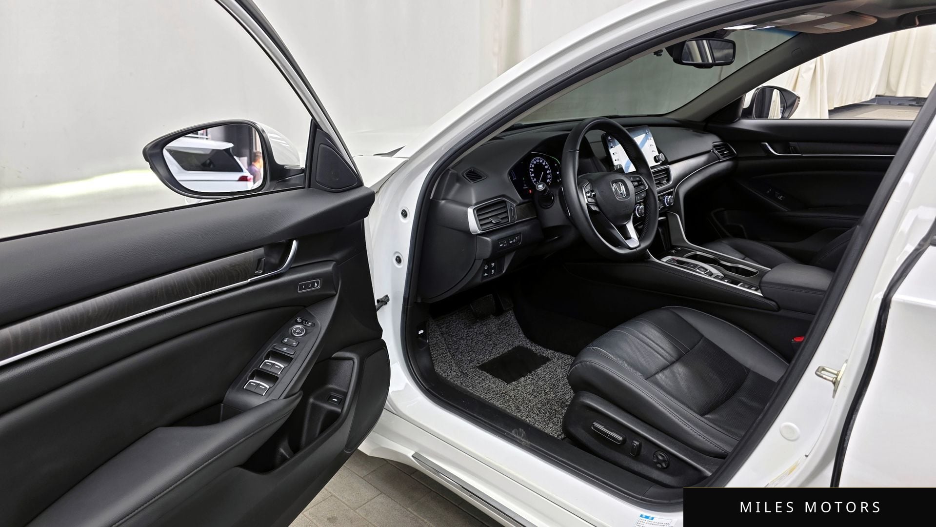 Honda Accord 2019 — миниатюра 10