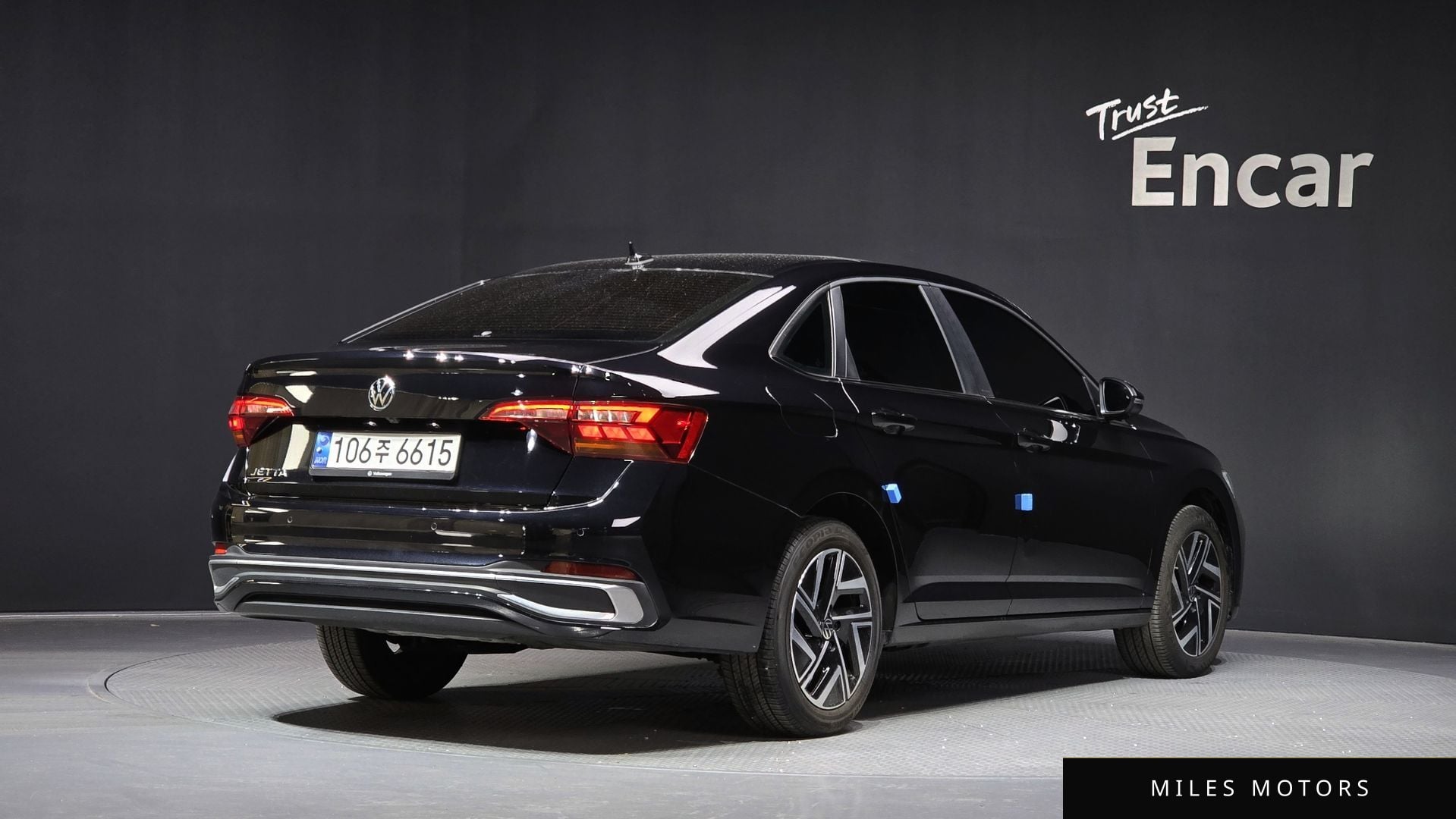 Volkswagen Jetta 2023 — миниатюра 2