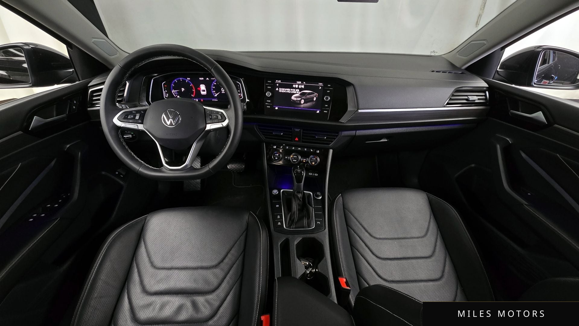 Volkswagen Jetta 2023 — миниатюра 10