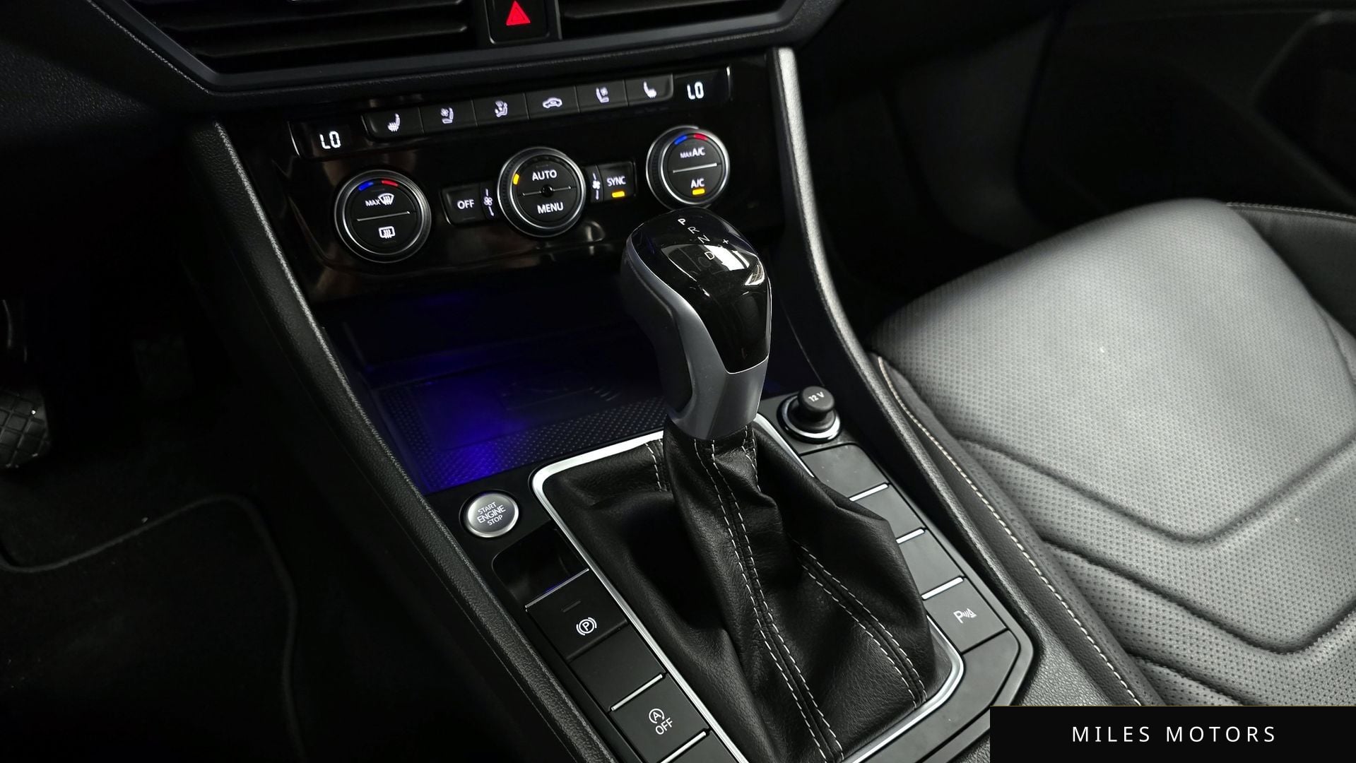 Volkswagen Jetta 2023 — миниатюра 12