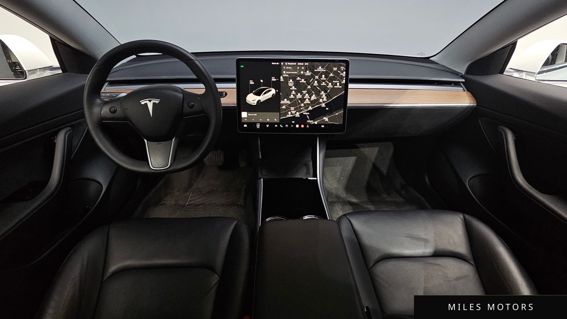 Tesla Model 3 2020 — миниатюра 10